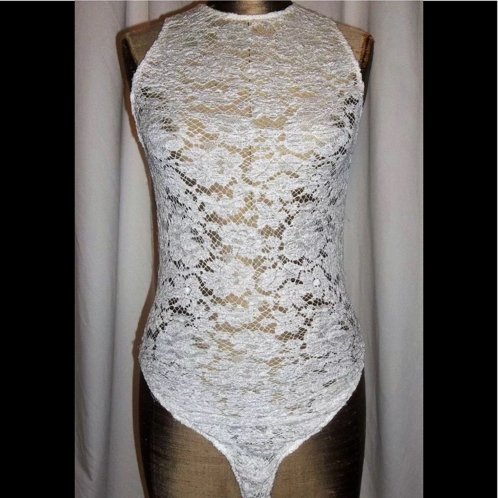 AZZEDINE ALAÏA Caron Cherry Vintage Lace Body Suit
